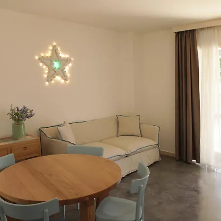 Borgo De Li Santi Hotel apartamentowy