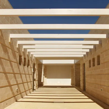 Appart hôtel Borgo De Li Santi Otrante