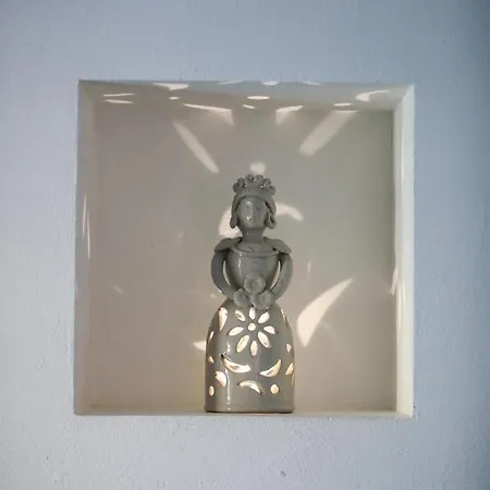 Ξενοδοχείο με διαμερίσματα Borgo De Li Santi