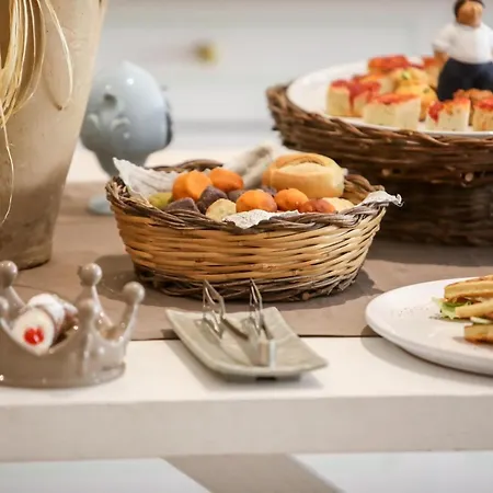 Borgo De Li Santi Ξενοδοχείο με διαμερίσματα 4*