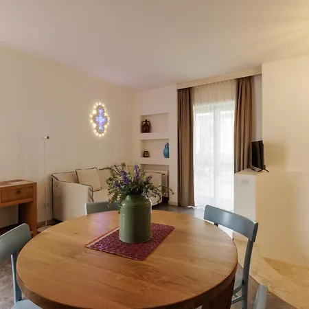 Borgo De Li Santi Aparthotel Otranto