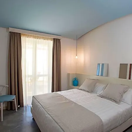 Lejlighedshotel Borgo De Li Santi 4*