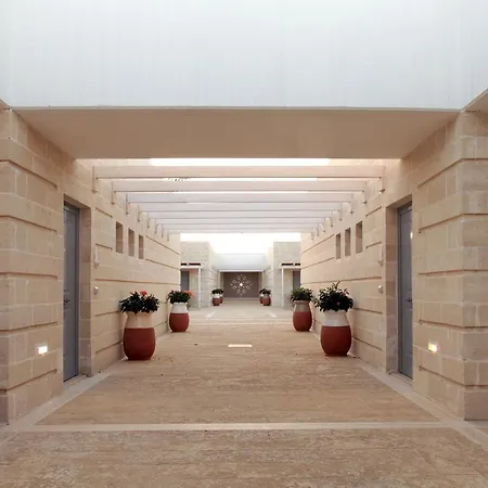 شقة فندقية Borgo De Li Santi 3*