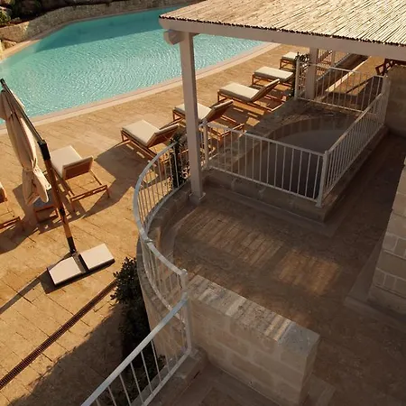 Borgo De Li Santi شقة فندقية 3*