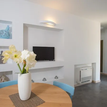 Borgo De Li Santi Ξενοδοχείο με διαμερίσματα