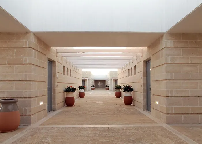 Apartmanhotel Borgo De Li Santi 4*